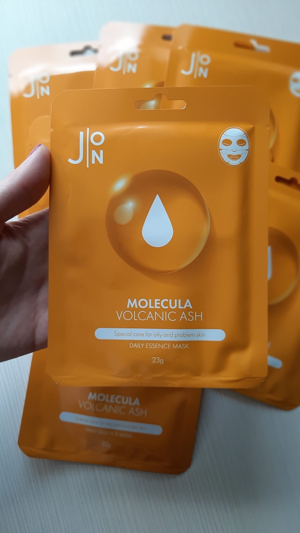 Тканевая маска для лица ВУЛКАНИЧЕСКИЙ ПЕПЕЛ Molecula Volcanic Daily Essence Mask, 23 мл