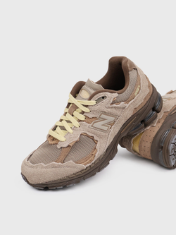 Кроссовки New Balance 2002 'Refined Future' x Size? Brown