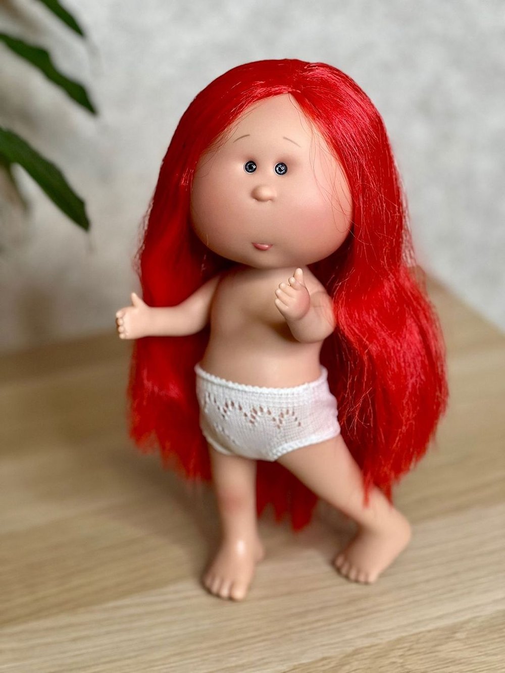 Кукла Nines виниловая 30см MIA без одежды (3000W14A1)