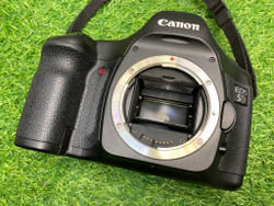 Canon EOS 5D