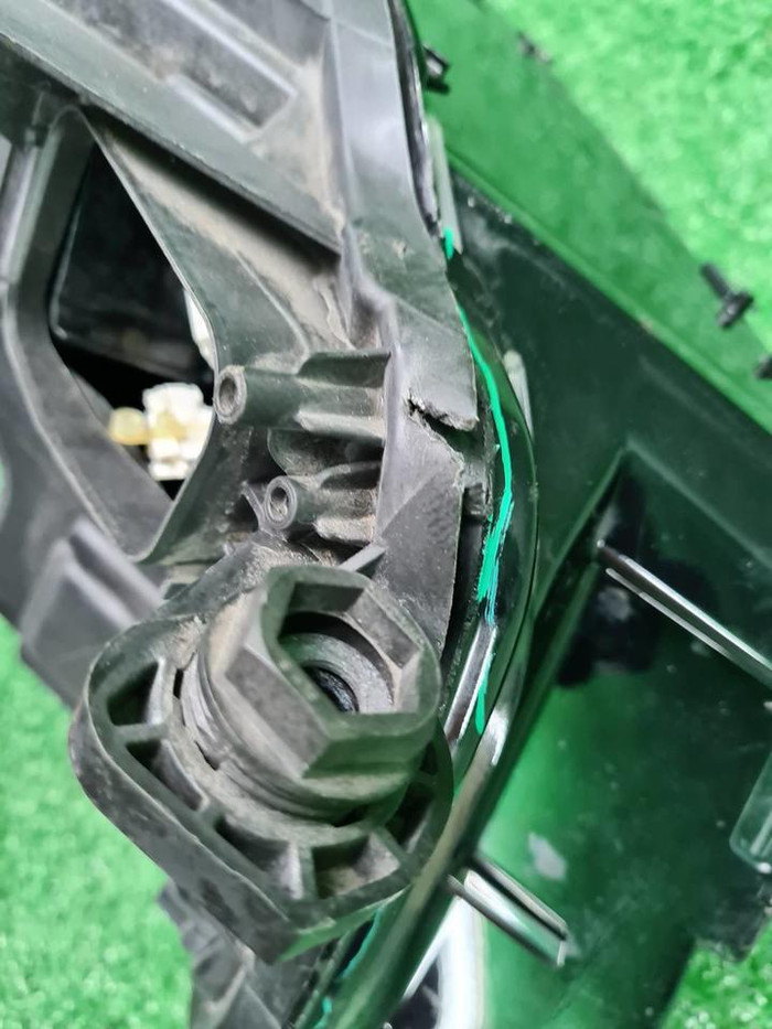 Фара левая VW Touareg 3 (2018-2023) LED