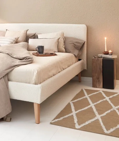 Журнальный столик Kwango 42х29 см, массив тика, металл