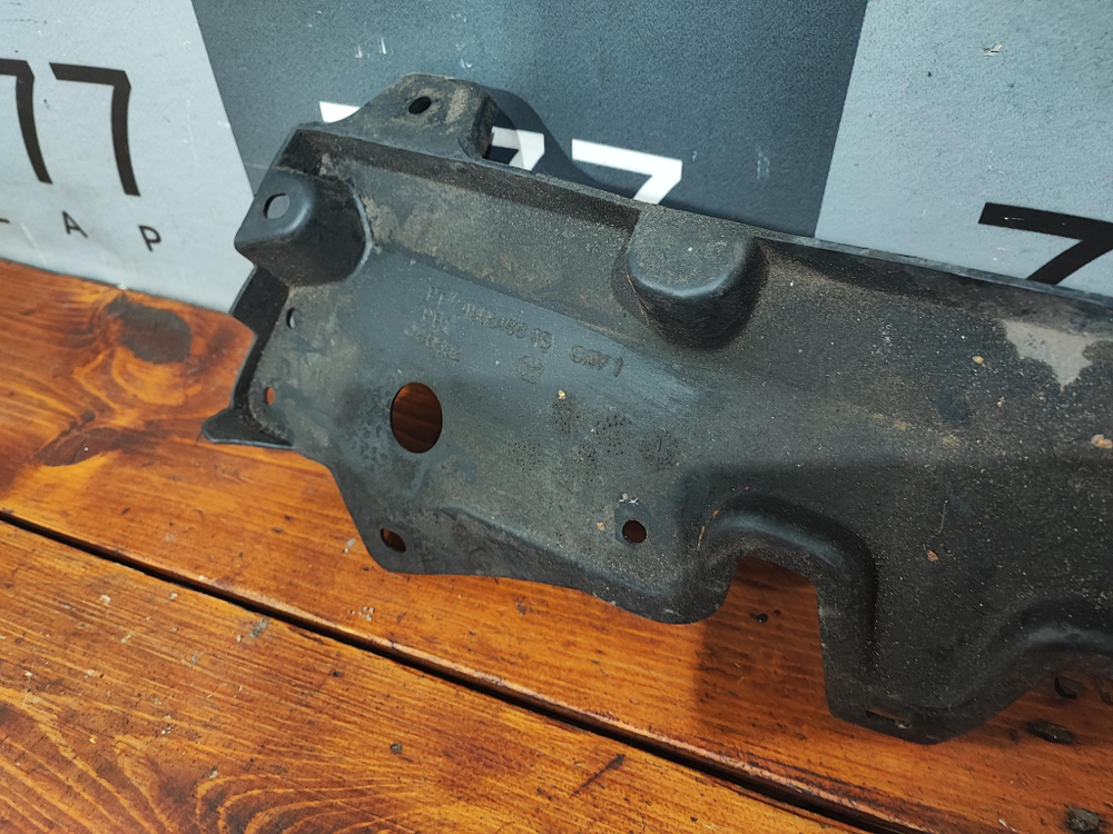 Кожух радиатора Intrepid, 300M, Concord, Pacifica Б/У Оригинал 4805168AB