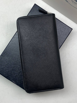 Кошелёк Prada