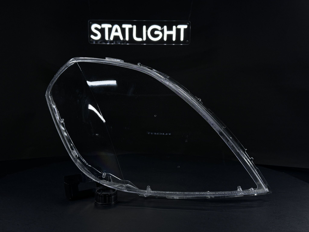 Правое стекло фары Nissan Teana 2003-2005