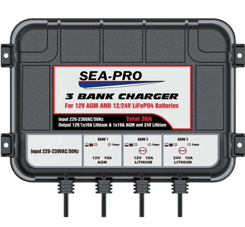 Зарядное устройство SEA-PRO от 220В, 30А (1х12В AGM, 1х12В LiFePo4, 1х24В)