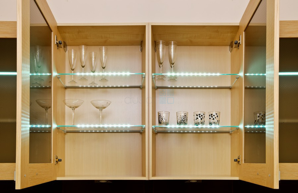 Furnika Светодиодный светильник ZETA GLASLINE для стеклянных полок, длина 409 мм, теплый, прозрачный