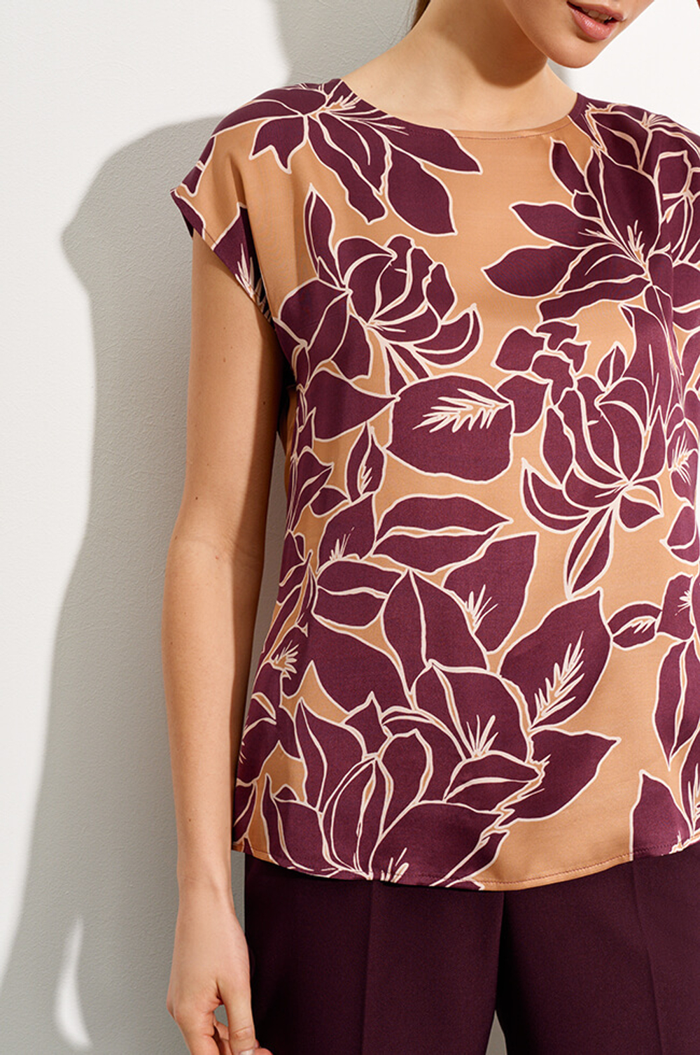 22715 Блузка женская (бордовый принт)