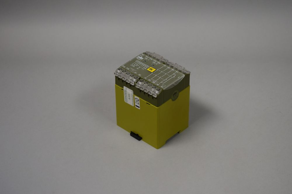 PILZ PNOZ 1 24VDC 3S1Ö