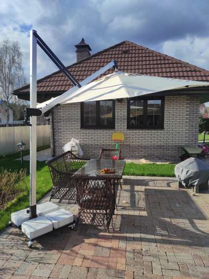 Зонт профессиональный 3х3 м Banana Plus, серебристый, бежевый