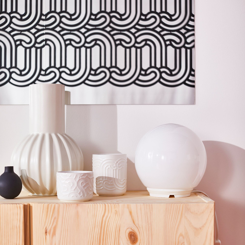 Свеча ароматическая IKEA SOTRONN (СОТРЕНН), Красные ягоды и ваниль, Белый, 25 часов