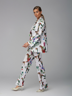 Белый пижамный костюм