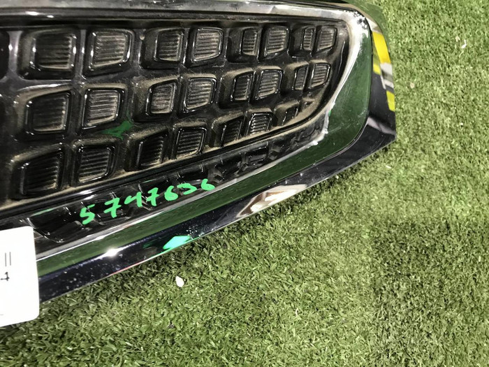 Решетка радиатора KIA Rio 4 X-Line (2017-2020)