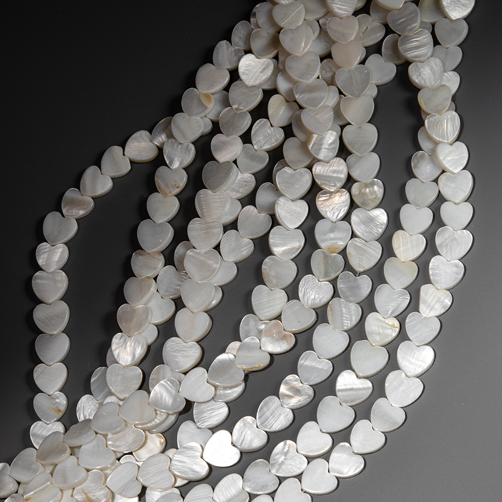 Перламутр речных ракушек, сердечки, 10,5мм, белый