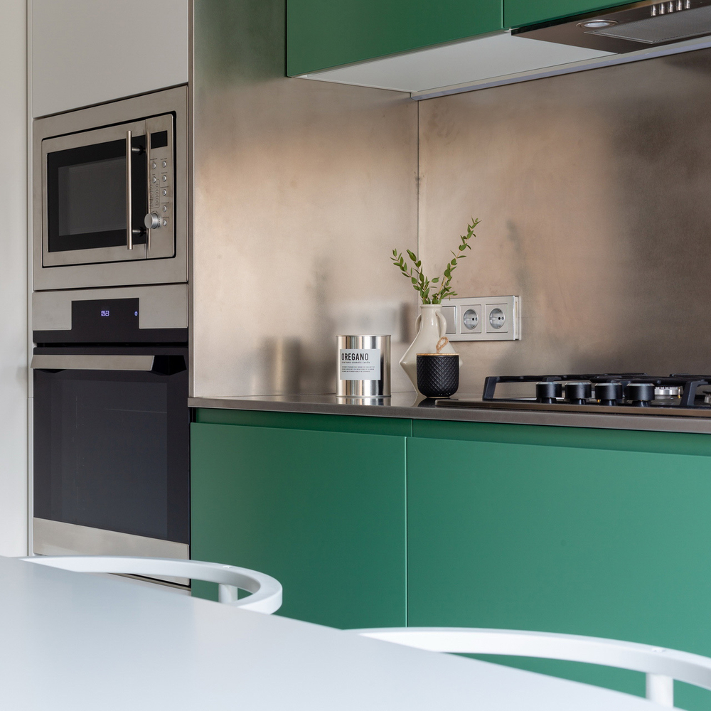 Выключатель одноклавишный (cеребряный рифленый)