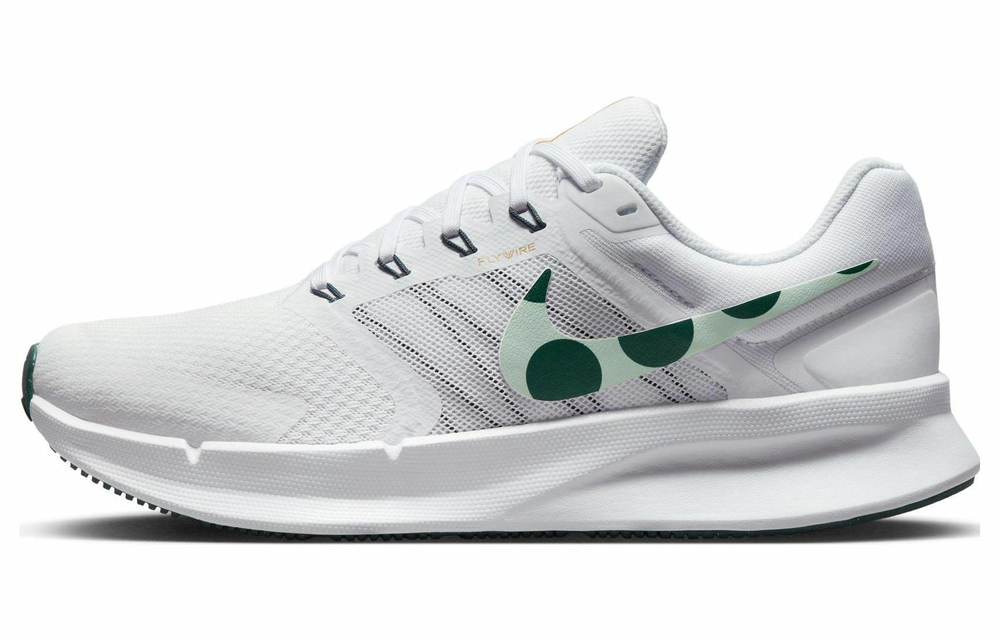 Кроссовки Nike Run Swift 3