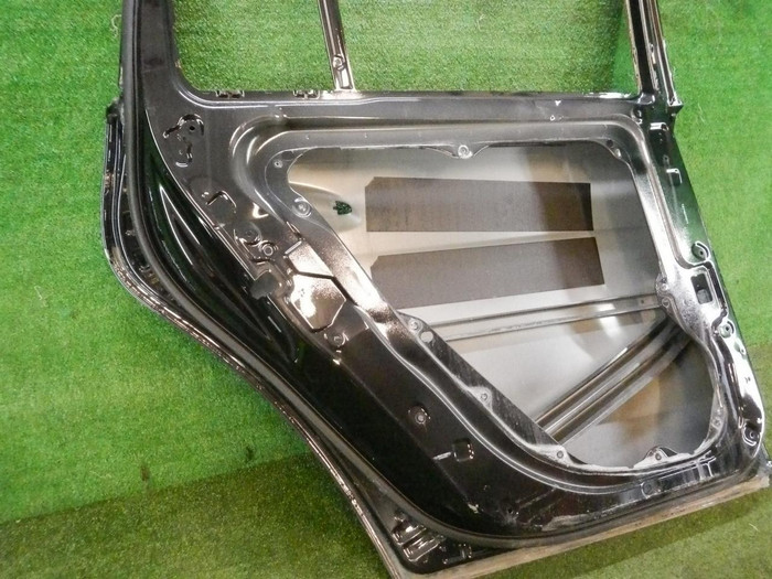 Дверь задняя левая Mercedes GL GLS X166 (2012-2019)