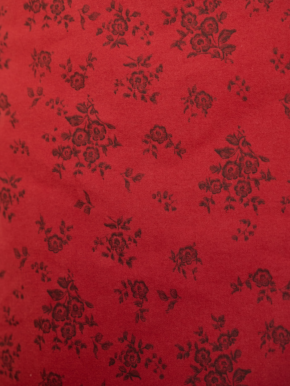 Платье с вырезом-сердечко