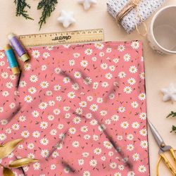 Ткань премиум атлас мелкие ромашки