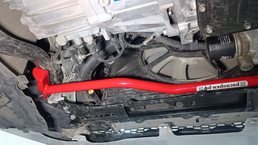 Распорка передняя нижняя Toyota Yaris 4 GR (ПОД ЗАКАЗ)