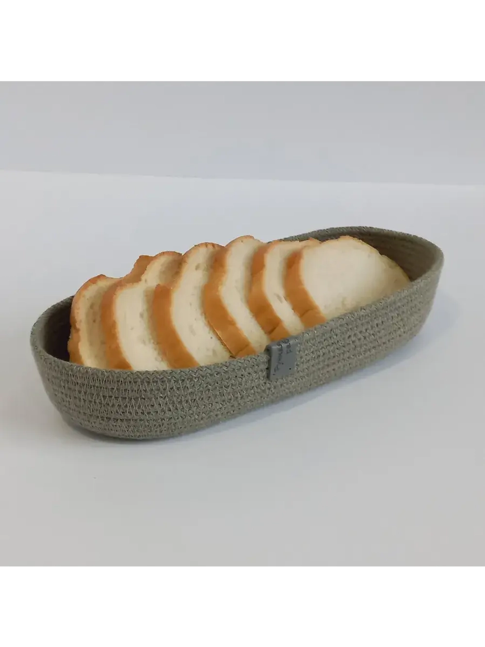 Корзинка для хранения плетеная