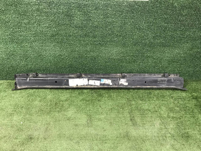 Усилитель крепления сидений Mercedes V W639 (2003-2014)