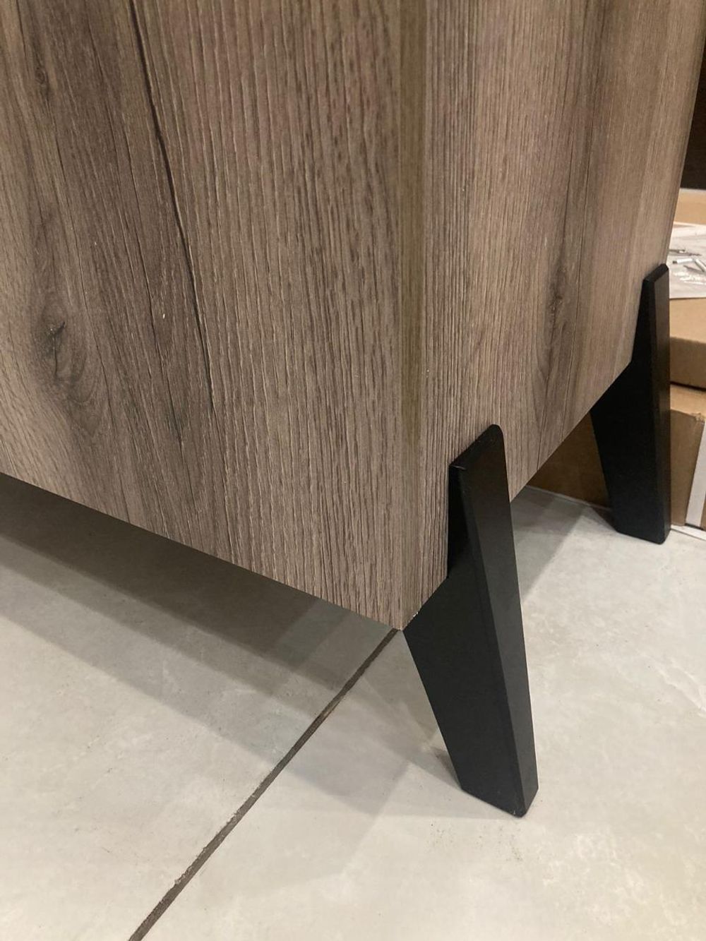 Тумба под ТВ №1 Ольга-3 дуб делано серый/сильвер Пэлас