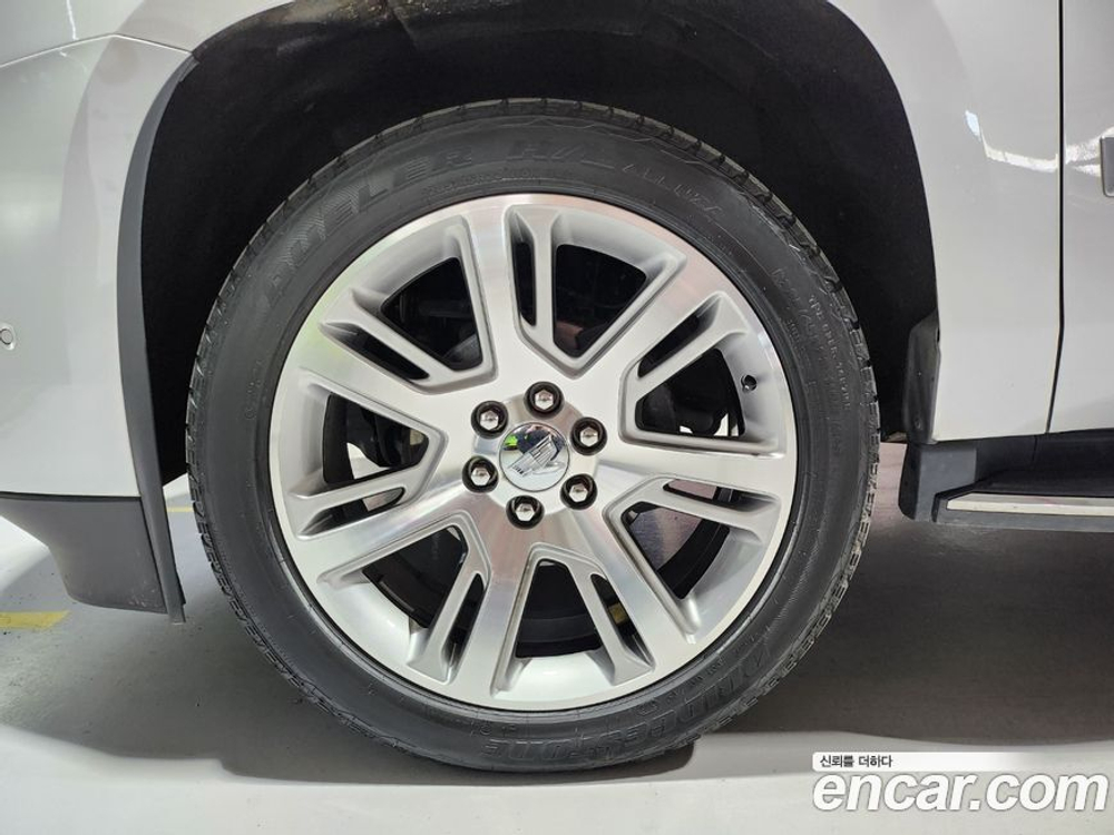 Cadillac Escalade 6.2 (11.2020)