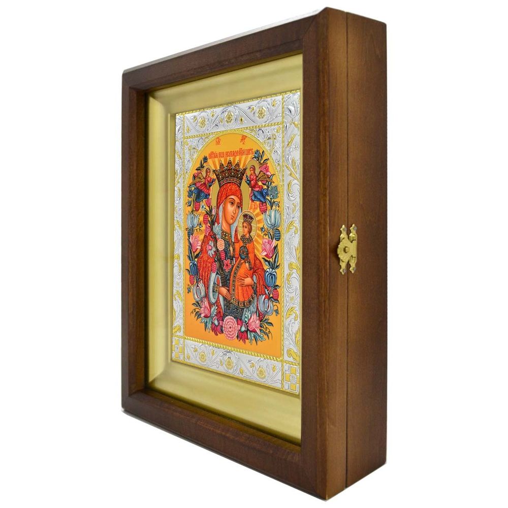 Икона "Неувядаемый цвет" писанная в монастыре.