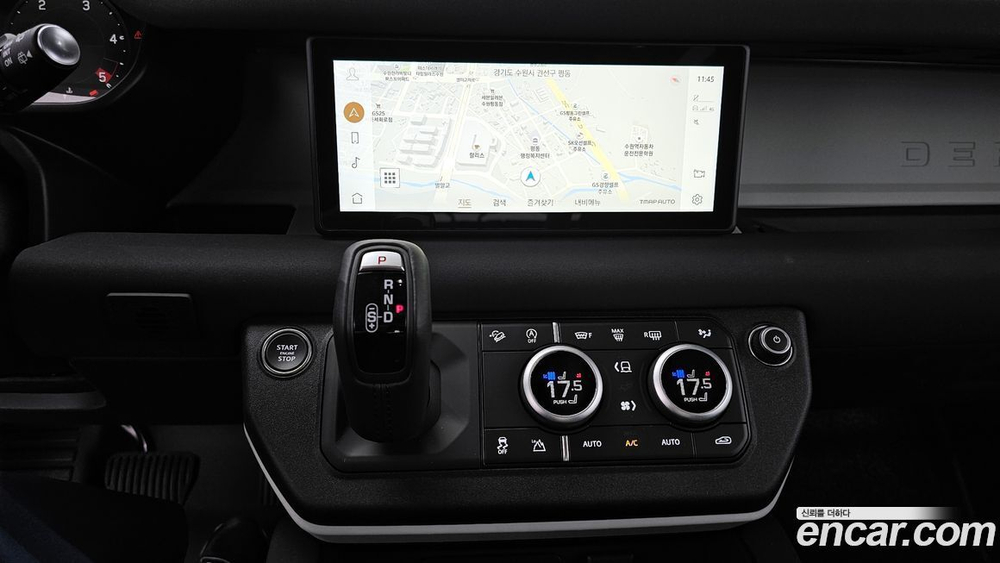 Land Rover Defender (L663) 90 D250 SE (12.2023)