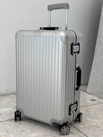 Чемодан Rimowa
