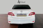 Toyota Corolla, 2011 год