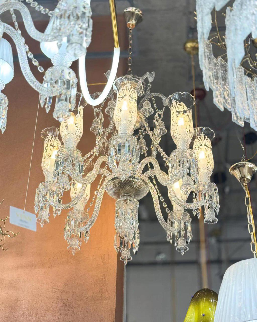 Светильники в стиле Baccara — воплощение изысканной классики и роскоши.