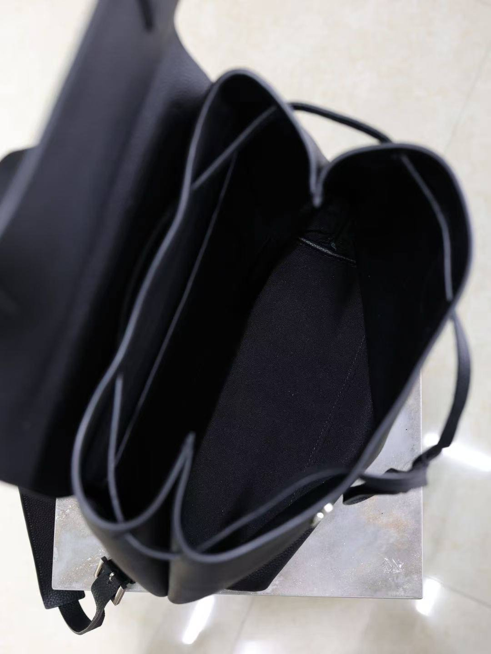 Рюкзак Saint Laurent Sac de Jour