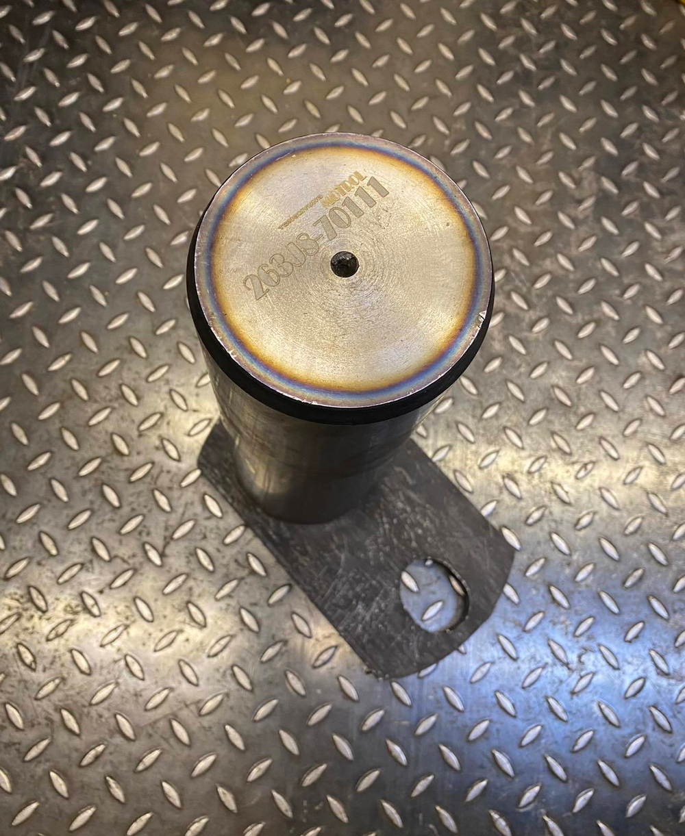 Палец 263J8-70111