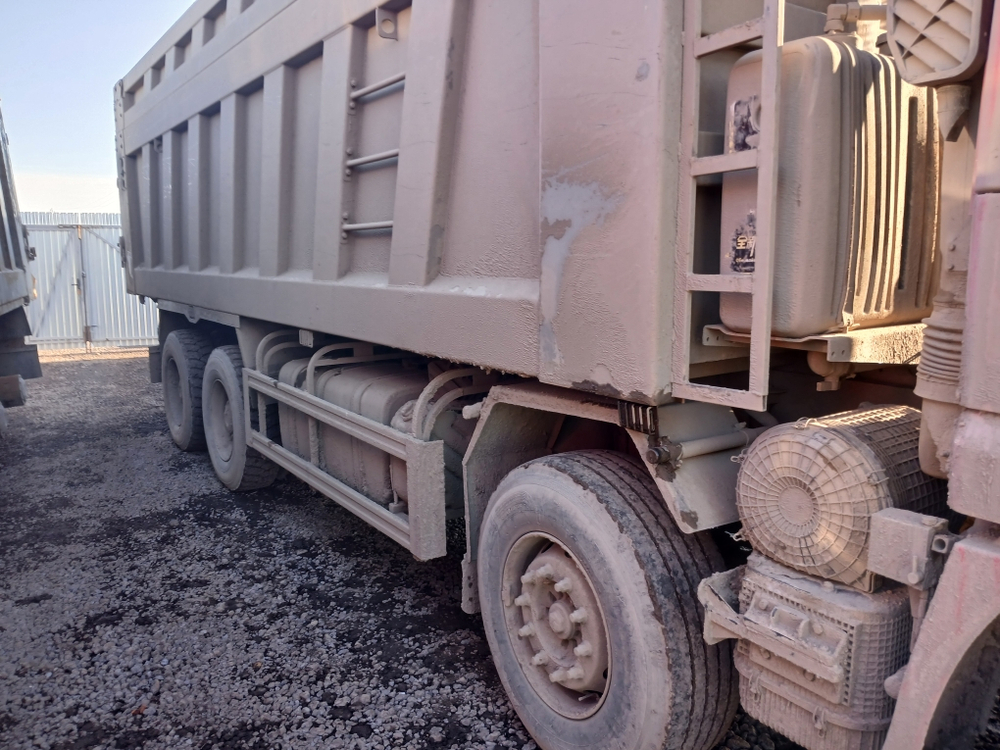 Shacman (Shaanxi) SX* 8x4 Самосвал SX33186T366 (Дизельный, 11,6 л, 430 л.с., МТ)
