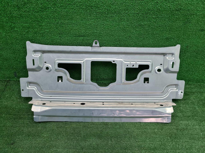 Панель задняя Land-Rover Defender 2 L663 (2019-нв)