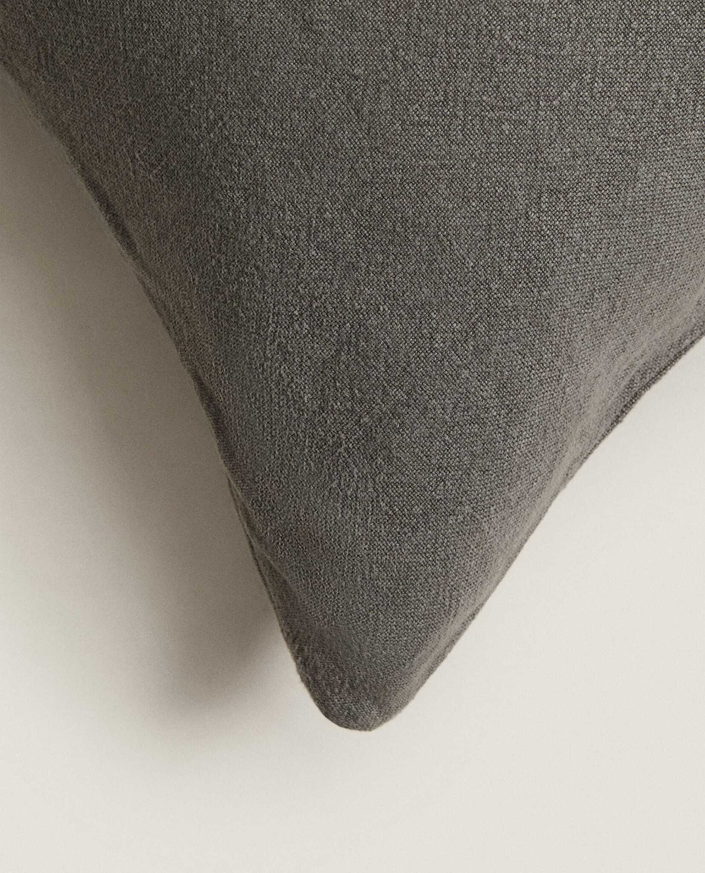ZARA HOME ЧЕХОЛ ДЛЯ ПОДУШКИ ИЗ СТИРАННОГО ЛЬНА, СЕРЫЙ