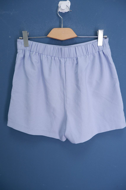 Шорты светло-голубые 46 размер