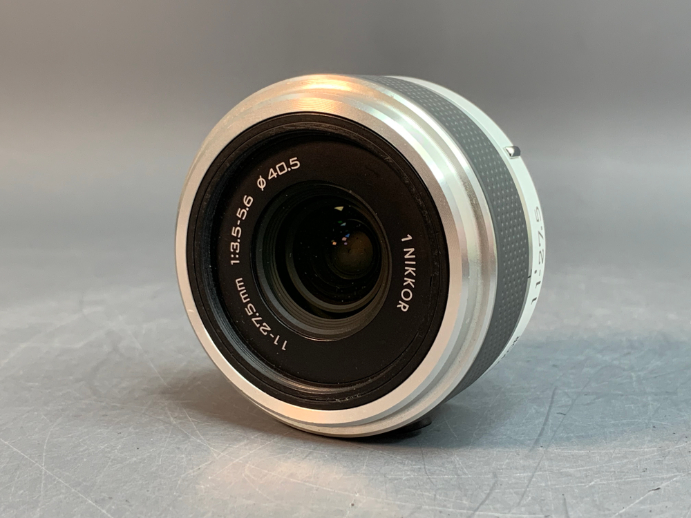 Nikon 1 NIKKOR 11–27.5mm f/3.5–5.6 с дефектом
