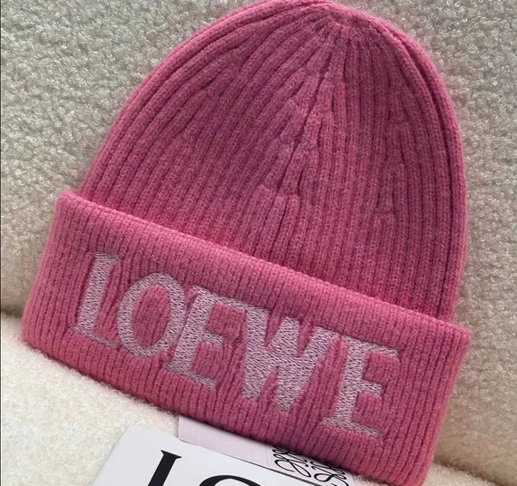 Шапочка бини LOEWE из шерсти