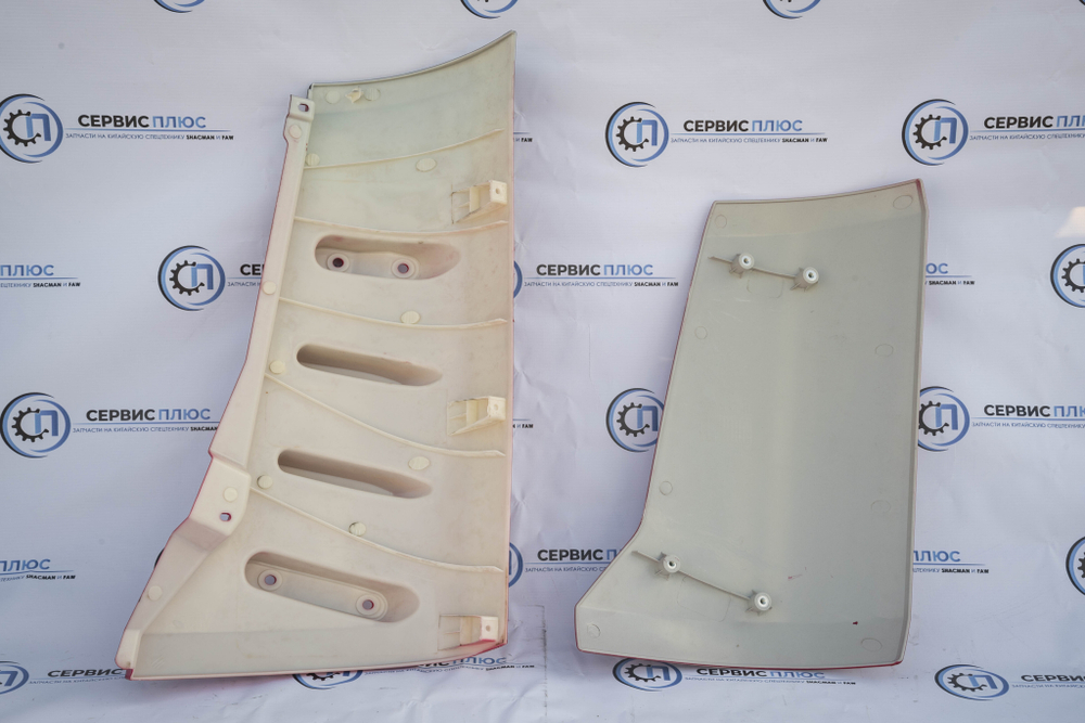 Обтекатель угловой кабины внутрен/наружний прав. SHACMAN X3000 (красный) DZ14251110064/0263