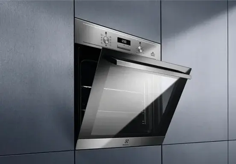 Встраиваемый электрический духовой шкаф Electrolux EOD3H70X
