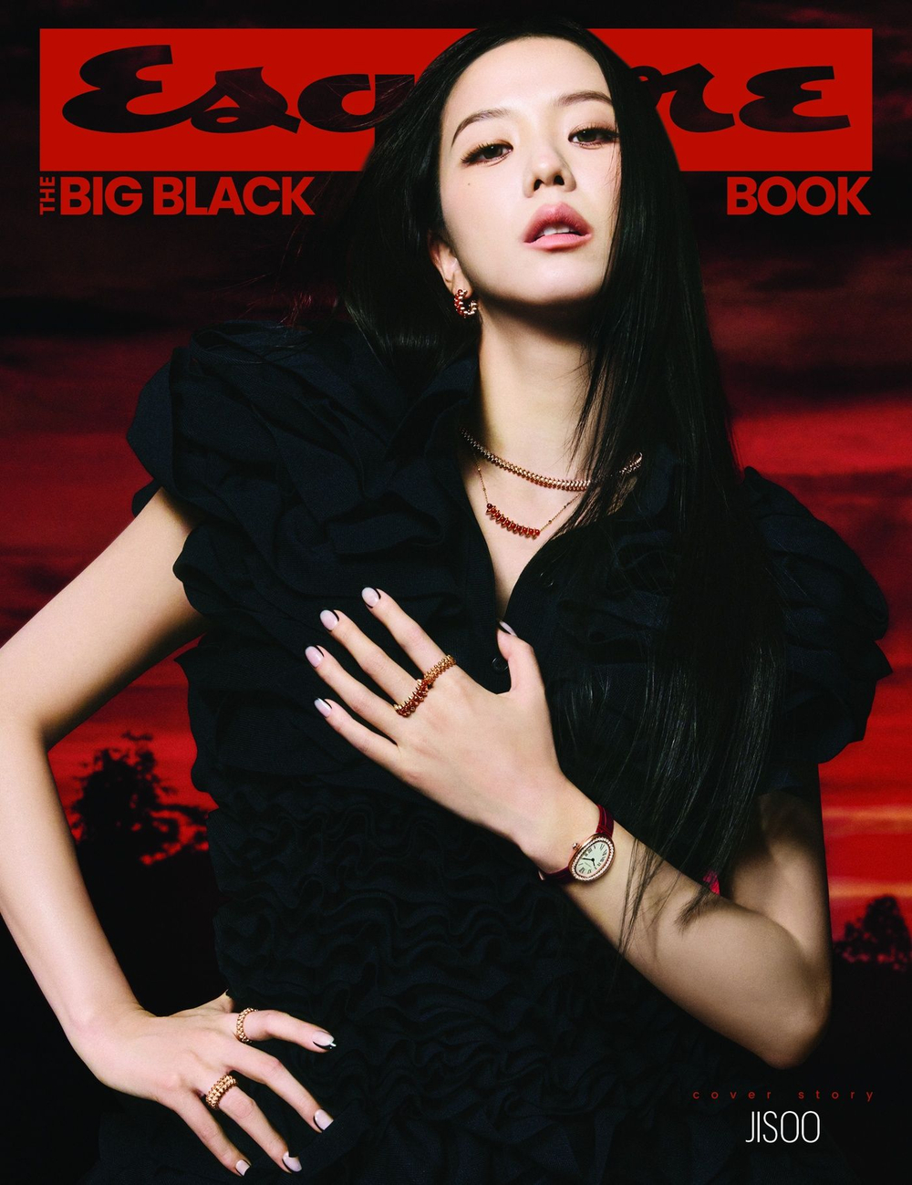 публикация esquire THE BIG BLACK BOOK - 2026 JISOO A Type