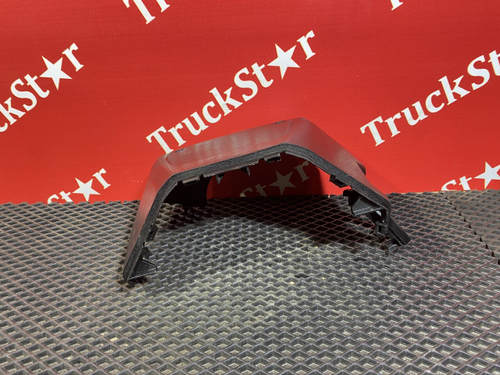 Кожух рулевой колонки 2016г