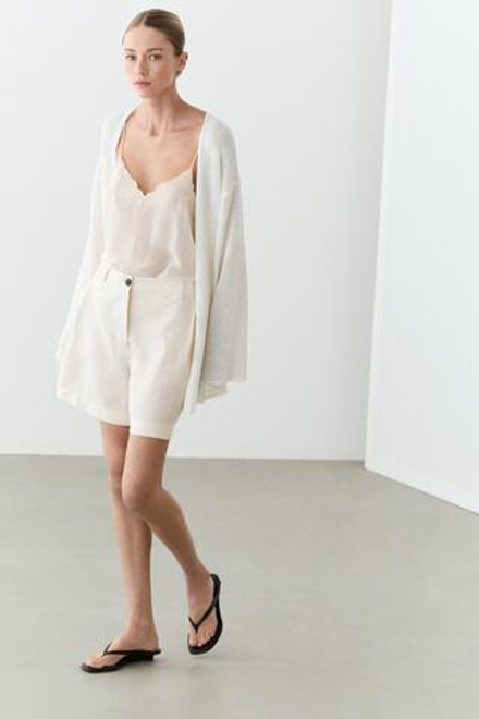 Massimo Dutti Шорты из 100% льна со складками, белый
