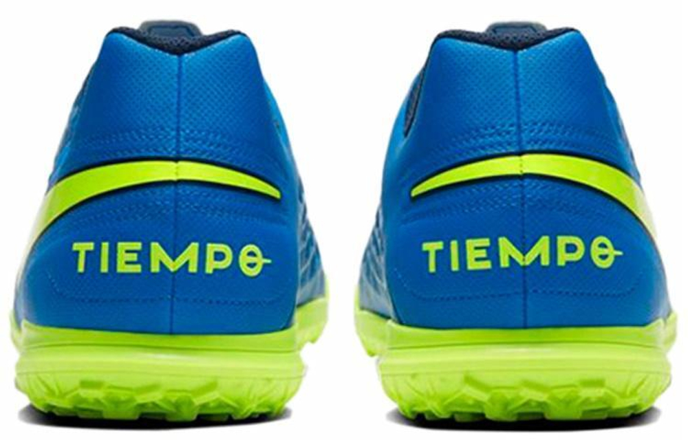 Кроссовки Nike Legend 8 Club Tf-
