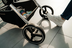 Прогулочная коляска Labala Raiz Lite Black