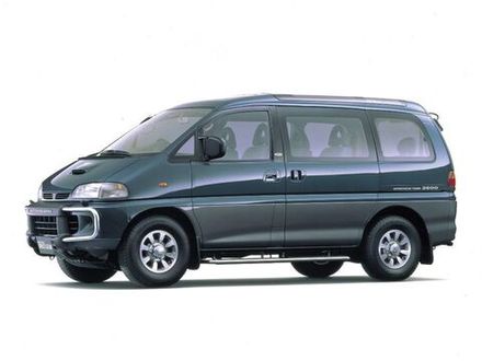 Mitsubishi Delica (1994-2006)