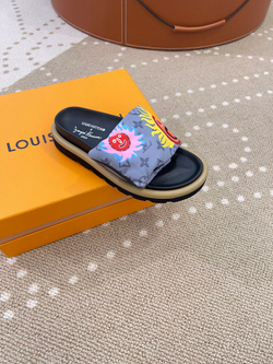 Louis Vuitton Pool Pillow Flat Comfort Mule